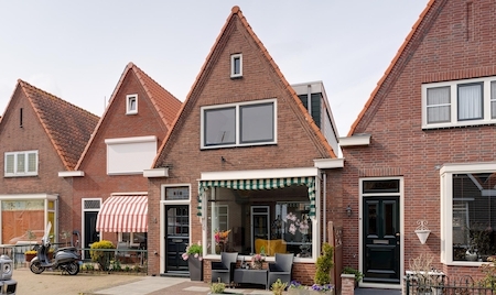 Verkocht: Pastoor van der Weidenstraat 4 in Volendam
